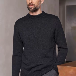 Pull Morten Mel. Black About Companions