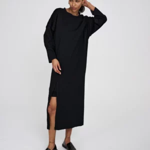 Robe Brynja Faded Black Rabens Saloner